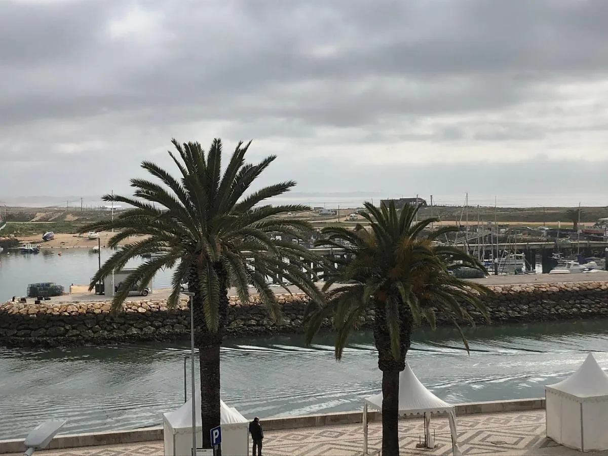 Apartamento Vista pro Mar Lagos